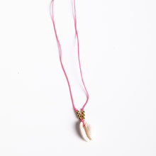 Lade das Bild in den Galerie-Viewer, KAURI