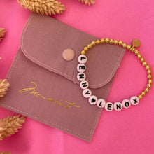 Lade das Bild in den Galerie-Viewer, Heartbeat Buchstabenarmband