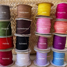 Lade das Bild in den Galerie-Viewer, KAURI