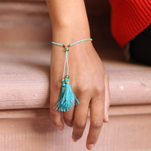 Lade das Bild in den Galerie-Viewer, Monmente Puschel