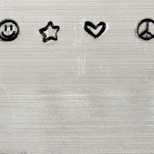 Lade das Bild in den Galerie-Viewer, Monmente Bicolor-Initialien Armband