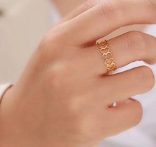 Lade das Bild in den Galerie-Viewer, LOVED