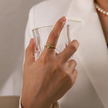 Lade das Bild in den Galerie-Viewer, VINTAGE CAT EYE