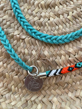 Lade das Bild in den Galerie-Viewer, Sunny - Gehäkelte Handywechselkette (Silber)