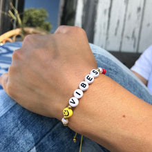 Lade das Bild in den Galerie-Viewer, VIBES