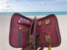 Lade das Bild in den Galerie-Viewer, Monmente Travelmate
