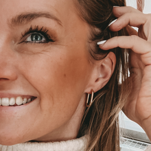 Lade das Bild in den Galerie-Viewer, Glow Creole