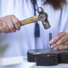 Lade das Bild in den Galerie-Viewer, Monmente Bicolor-Initialien Armband