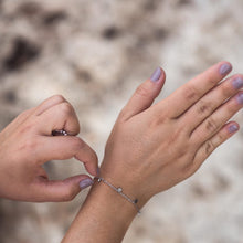 Lade das Bild in den Galerie-Viewer, Monmente Armband "Mini-Coin-Love"