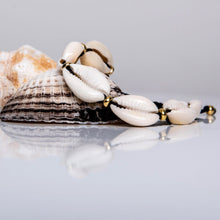 Lade das Bild in den Galerie-Viewer, Beachday Shell Bracelet
